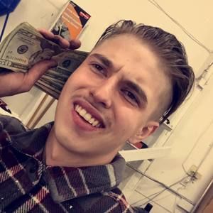 Meet your Posher, Adrian